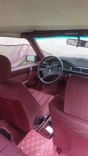 Mercedes-Benz 124 2.5, снимка 10