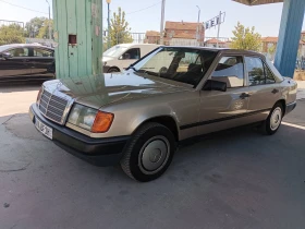 Mercedes-Benz 124 2.5, снимка 1