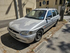  Ford Escort