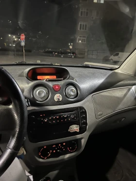 Citroen C3 pluriel - 100 € / 195.58 лв. - 68305450 8