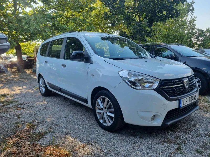 Dacia Lodgy 1.5dci, снимка 3 - Автомобили и джипове - 46676432