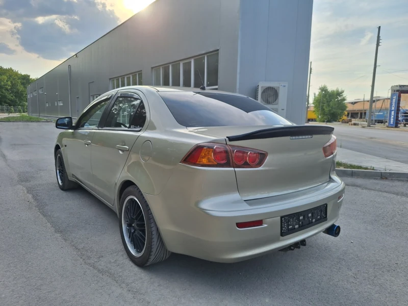 Mitsubishi Lancer 1, 8 АВТОМАТИК С ГАЗ, ОТЛИЧЕН!, снимка 7 - Автомобили и джипове - 46936739