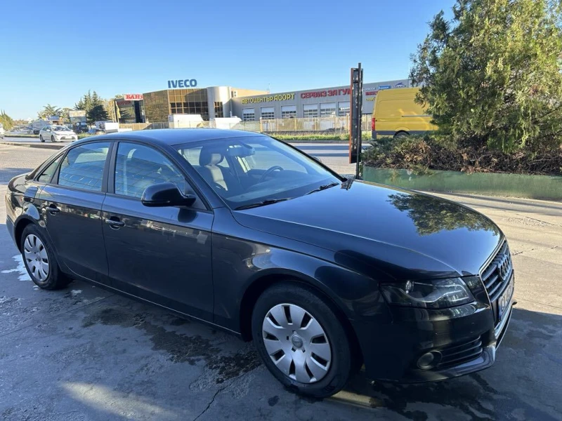 Audi A4 1.8T, снимка 3 - Автомобили и джипове - 47654065