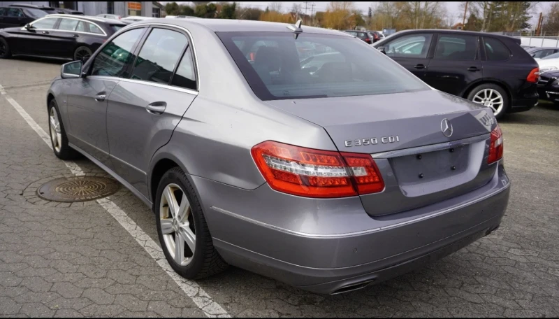 Mercedes-Benz E 350 4Matik Facelift Distronik, снимка 5 - Автомобили и джипове - 49386662