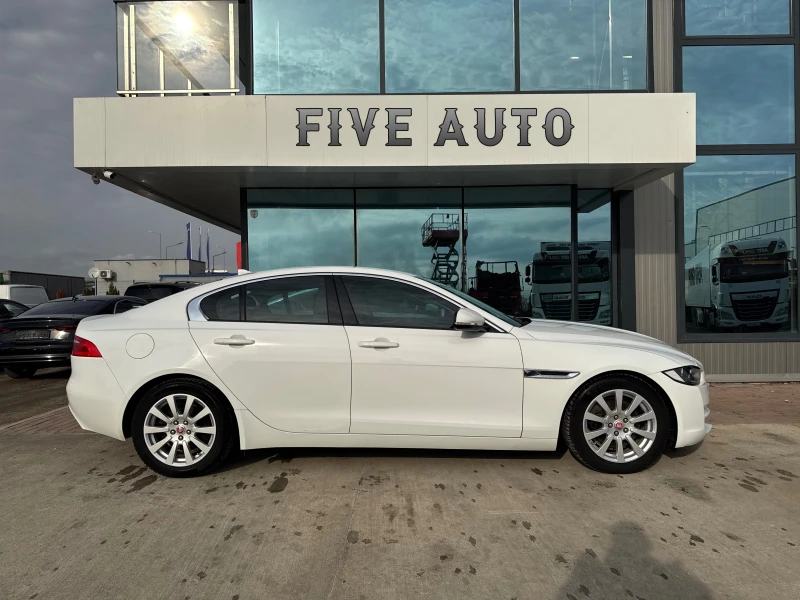 Jaguar XE 2.0d PURE / 4x4, снимка 8 - Автомобили и джипове - 50387468