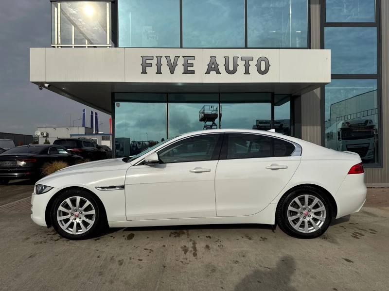 Jaguar XE 2.0d PURE / 4x4, снимка 4 - Автомобили и джипове - 50387468