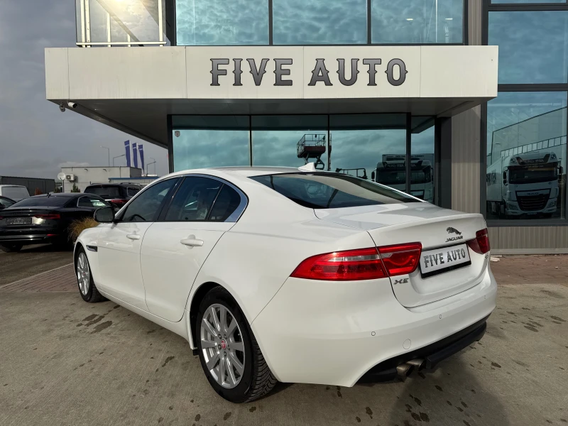 Jaguar XE 2.0d PURE / 4x4, снимка 5 - Автомобили и джипове - 50387468