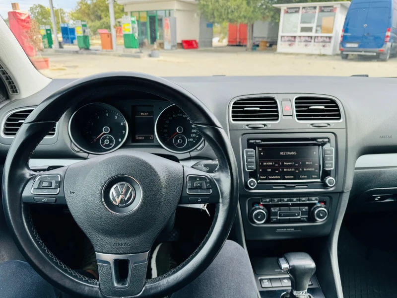 VW Golf 1.4 TFSI / 160 к.с, снимка 13 - Автомобили и джипове - 52618139