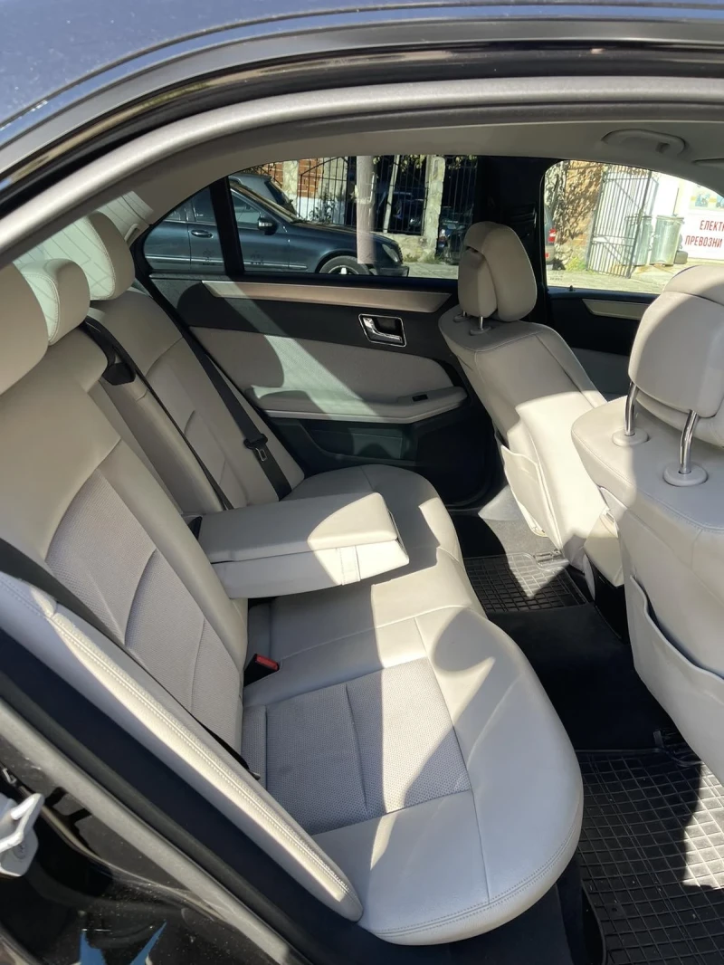 Mercedes-Benz E 250, снимка 8 - Автомобили и джипове - 52700218