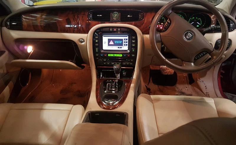 Jaguar Xj 2.7ТDV6ЧАСТИ - изображение 6