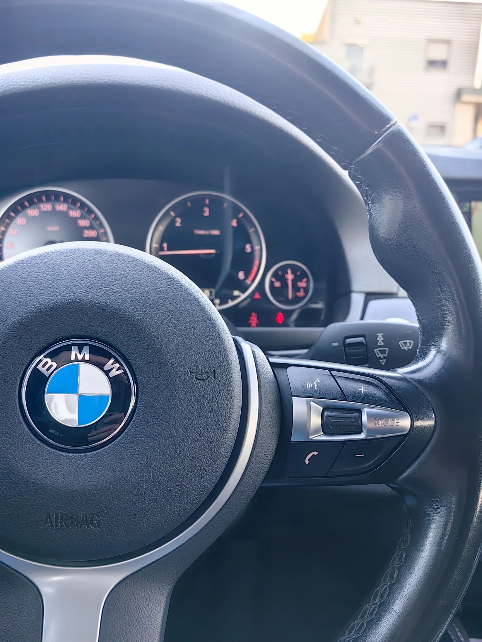 BMW 520 M Sport xdrive  | Mobile.bg   16