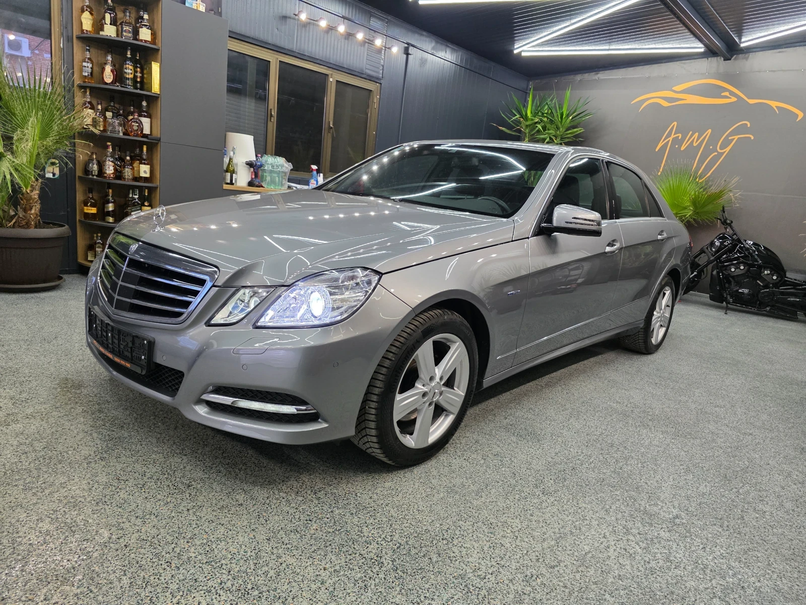 Mercedes-Benz E 350 4Matik Facelift Distronik - изображение 2