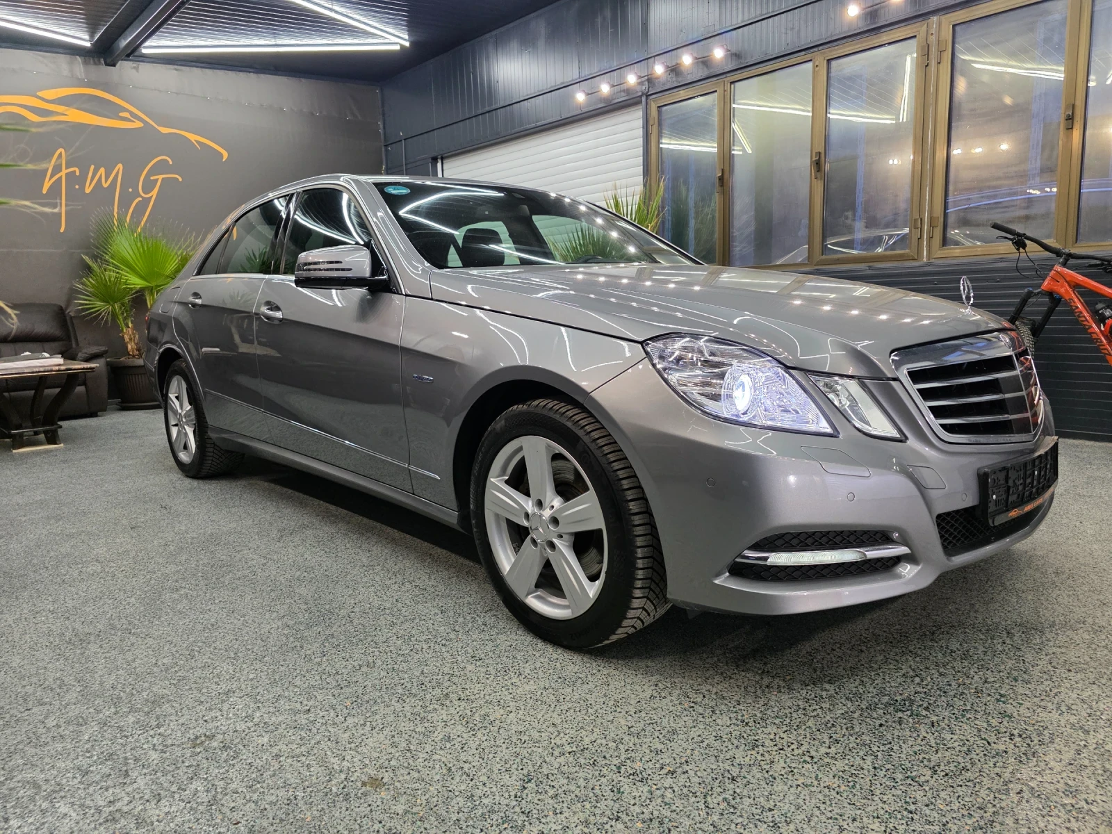 Mercedes-Benz E 350 4Matik Facelift Distronik - изображение 3