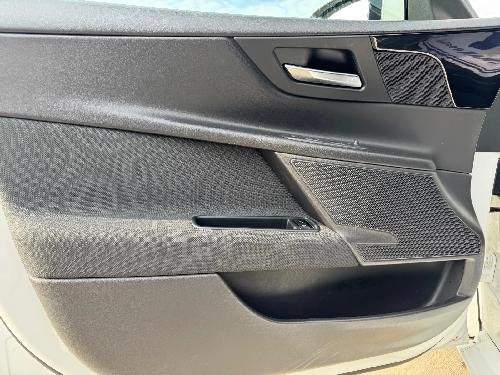 Jaguar XE 2.0d PURE / 4x4 | Mobile.bg   12