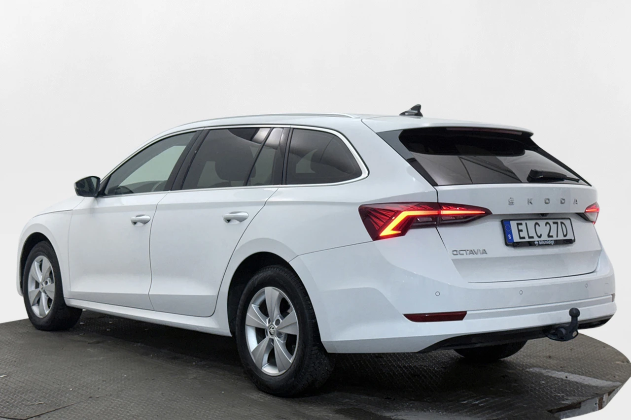Skoda Octavia 2.0 TDI Style* Cam* Navi* Печка* Дистроник*  - изображение 7