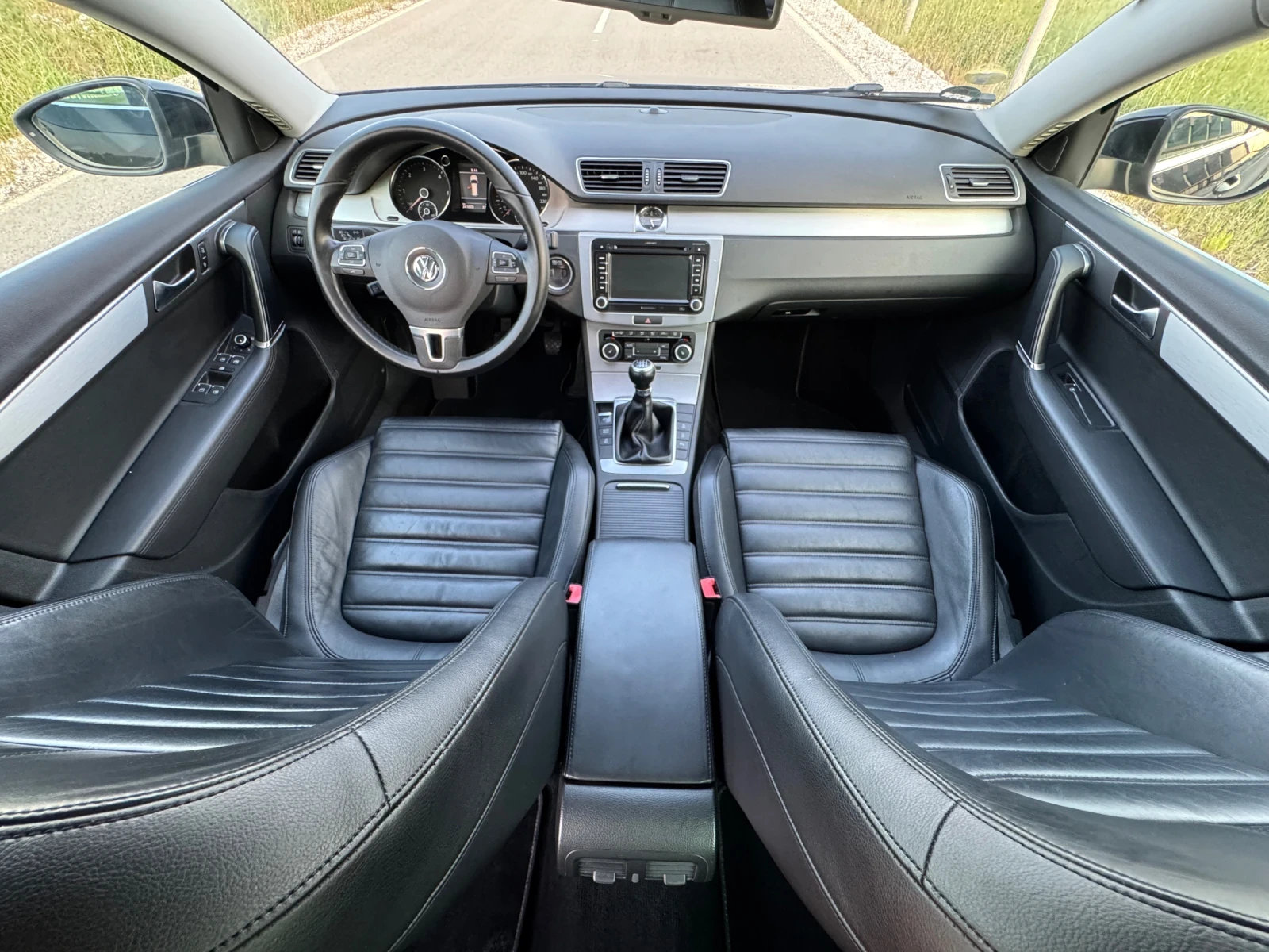 VW Passat 2.0 TDI / FULL / HIGHLINE / NAVI / KOJA / PODGREV - изображение 9