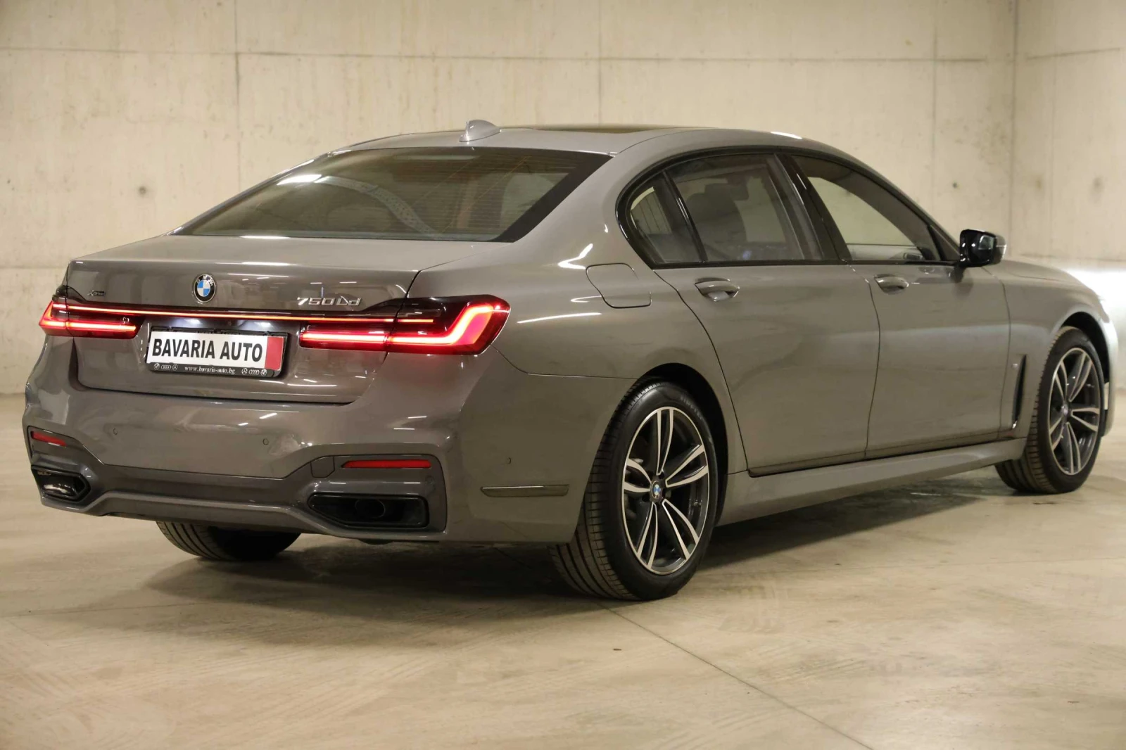 BMW 750 Long xDrive M-Paket Individual - изображение 3