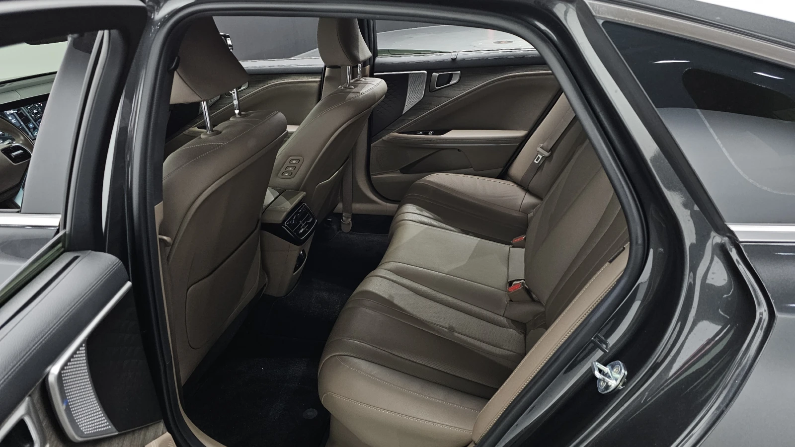 Kia K8 HYBRID NOBLESSE  | Mobile.bg   12