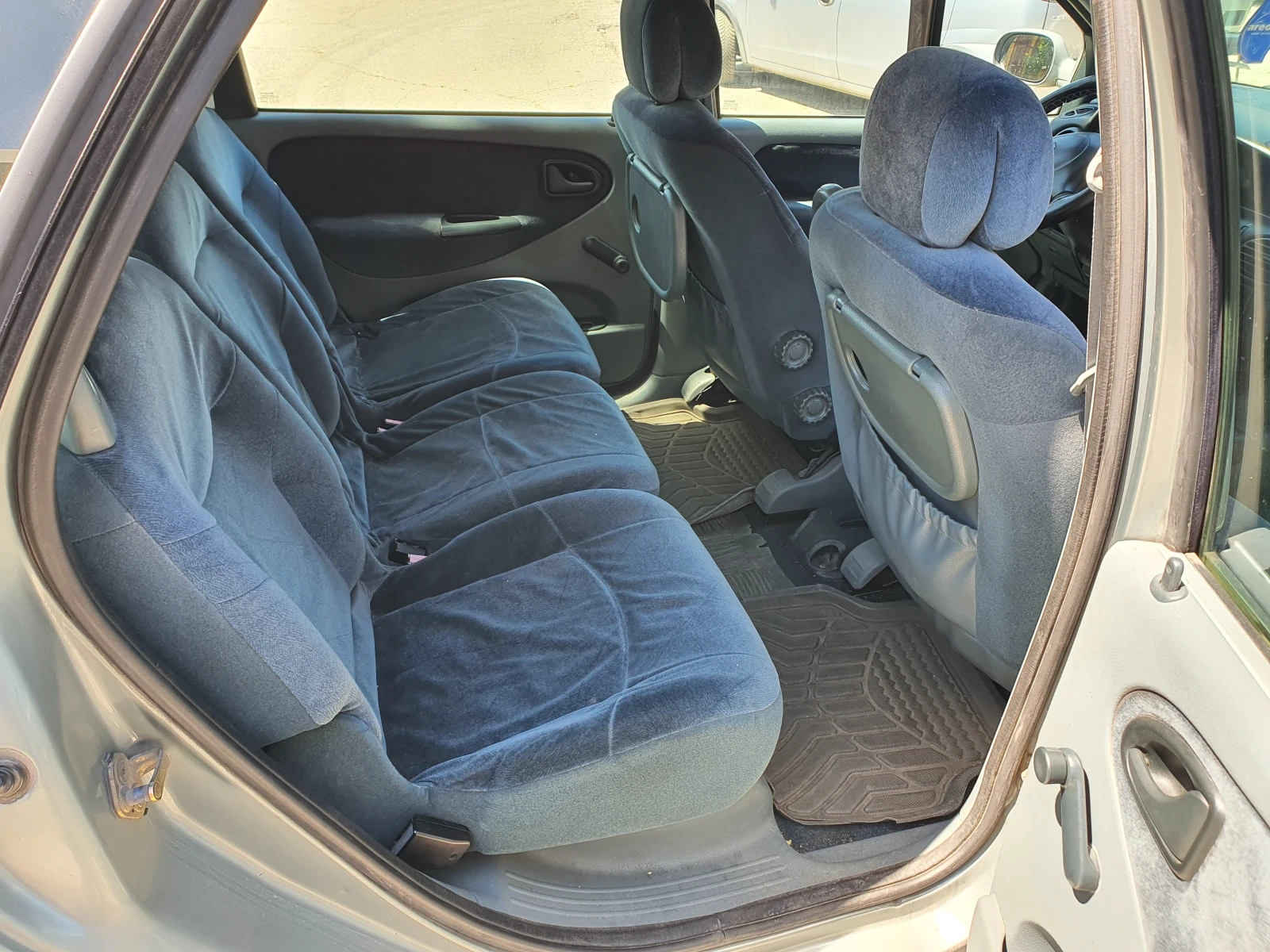 Renault Scenic  - изображение 6