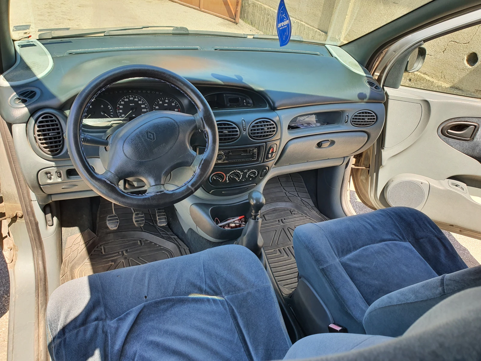 Renault Scenic  - изображение 5