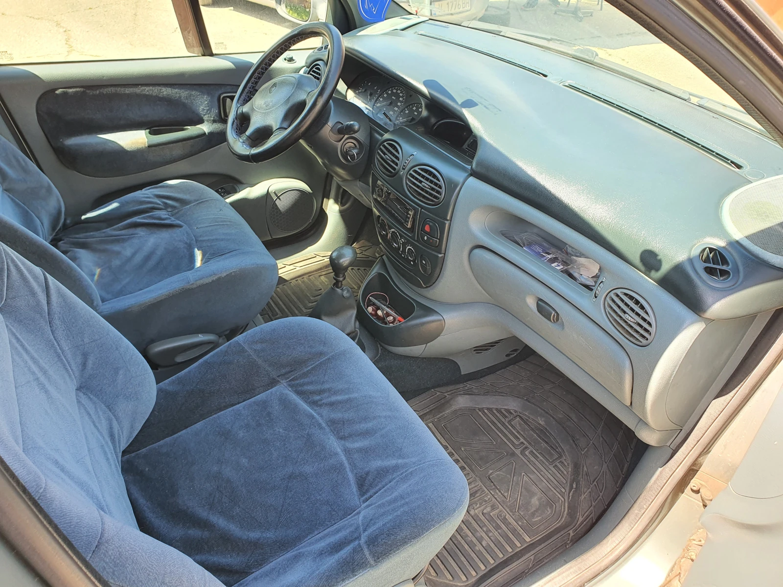 Renault Scenic  - изображение 4