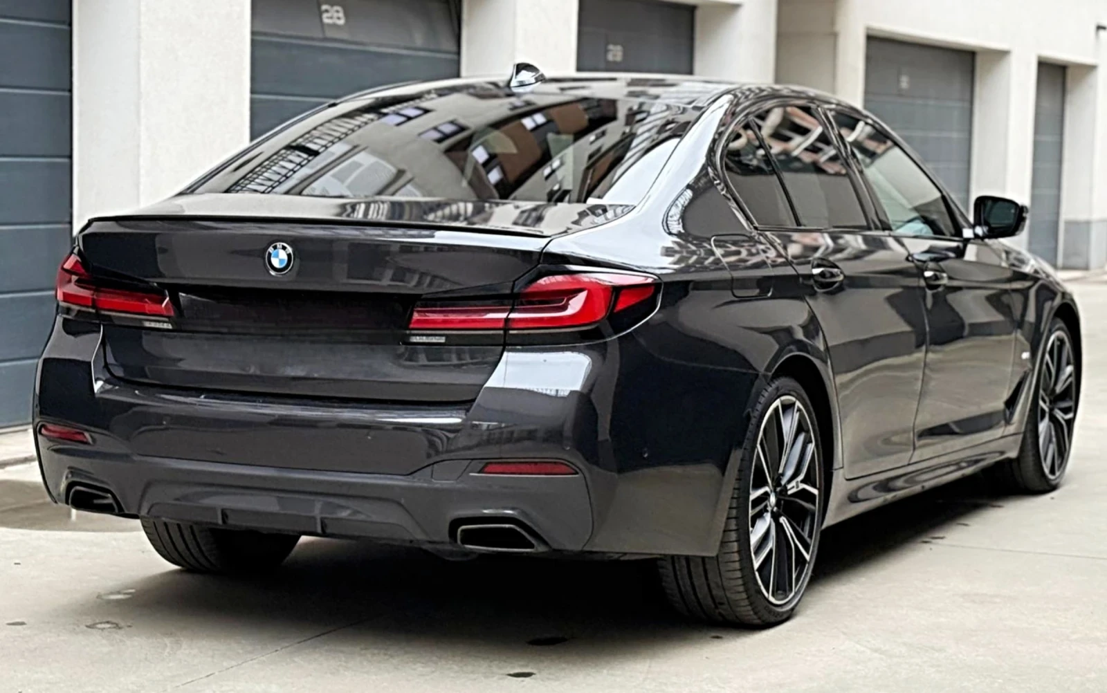 BMW 540 BMW 540d * * Individual* H/K* M Premium Fullmax - изображение 8