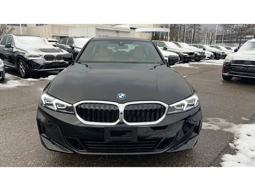 BMW 330 * 330i xDrive/Premium/Low KM/No Accident/CPO * CAR | Mobile.bg � ����������� 5