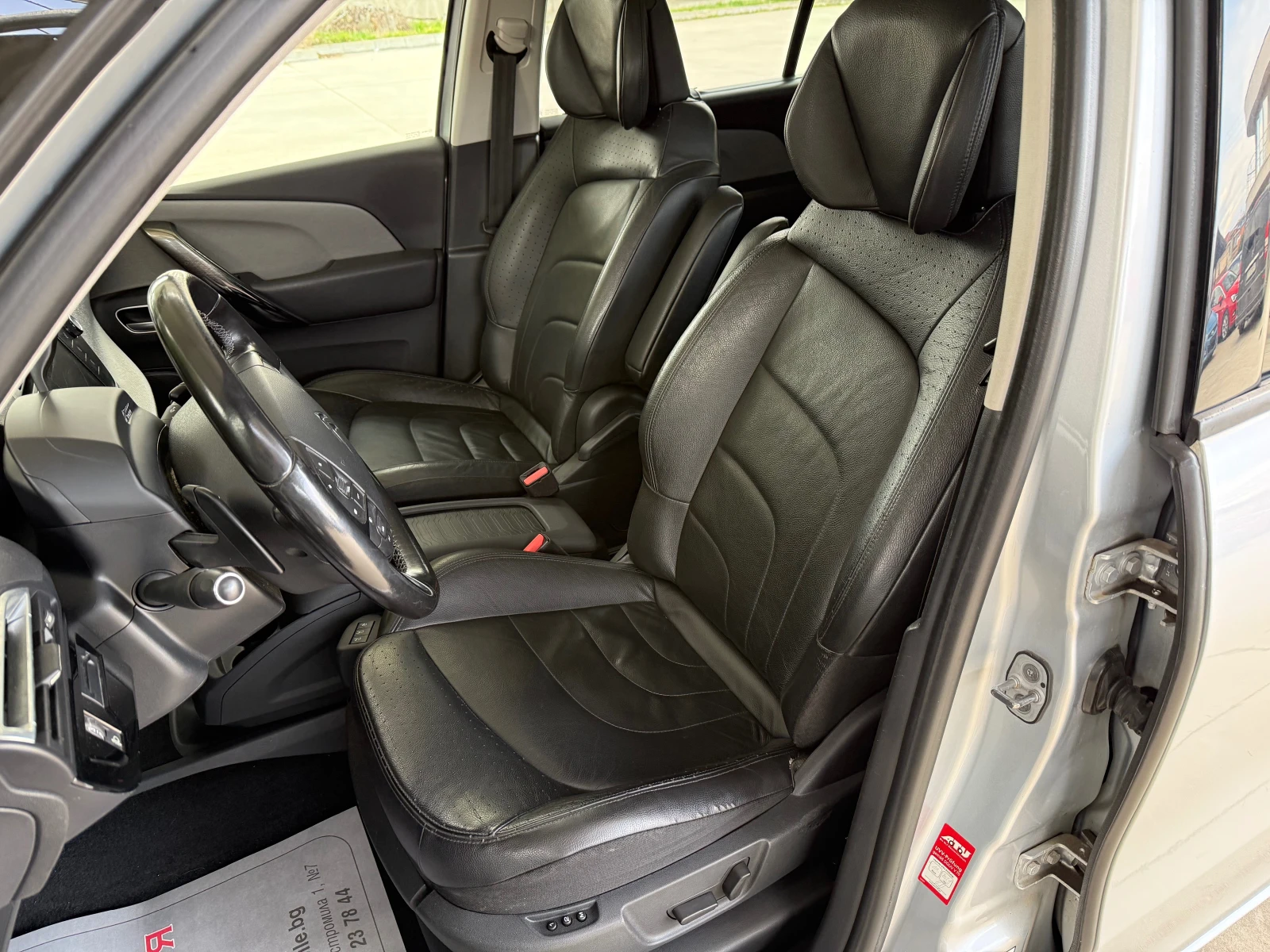 Citroen Grand C4 Picasso 2.0 HDI - изображение 7