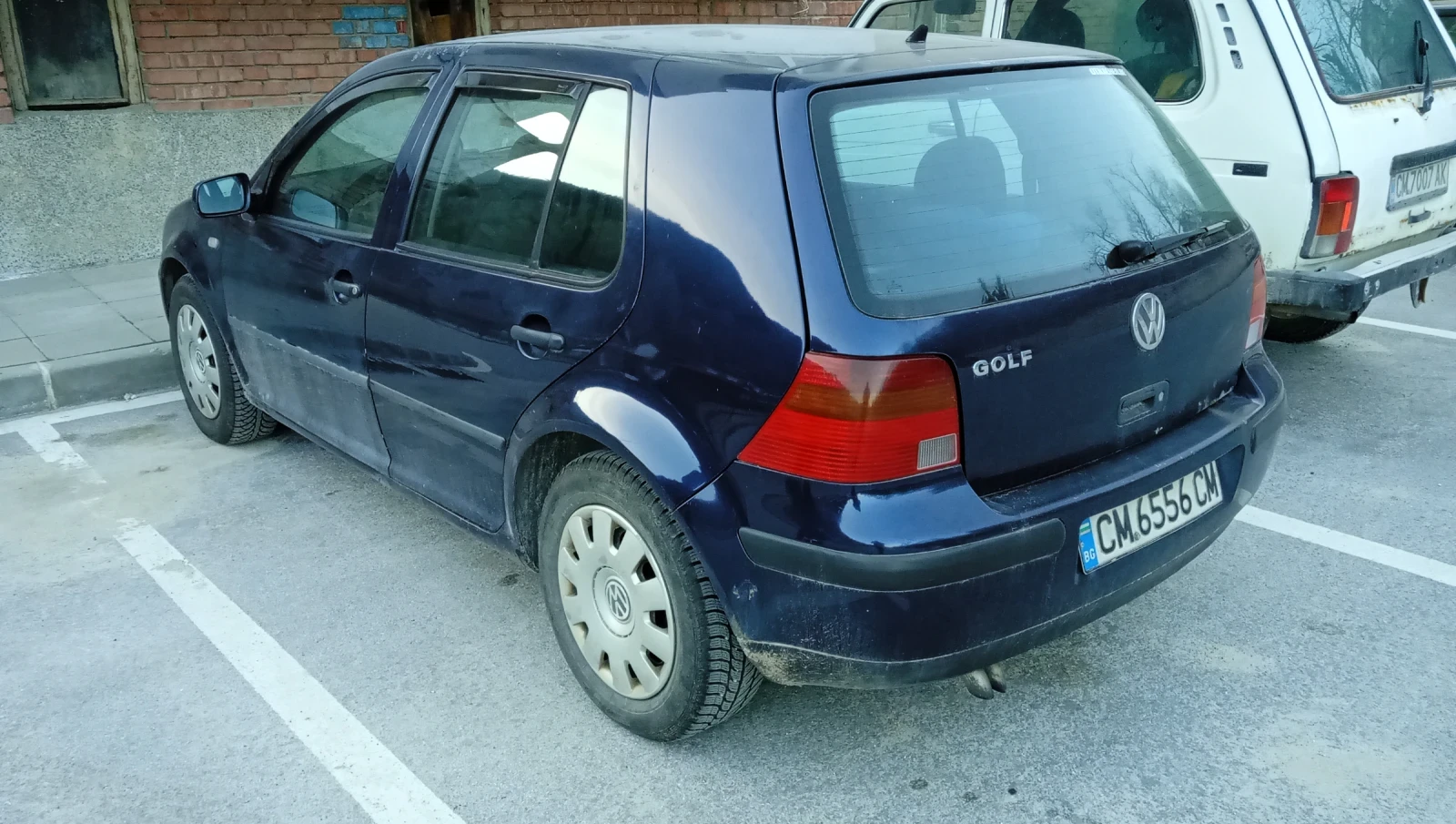 VW Golf 1.9.90коня, снимка 3 - Автомобили и джипове - 53845549
