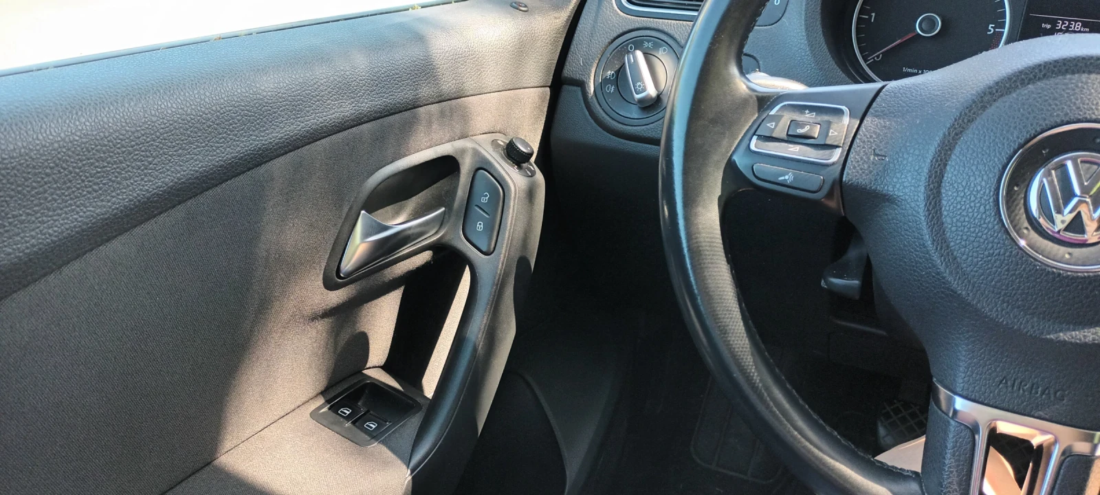 VW Polo, снимка 8 - Автомобили и джипове - 53965543