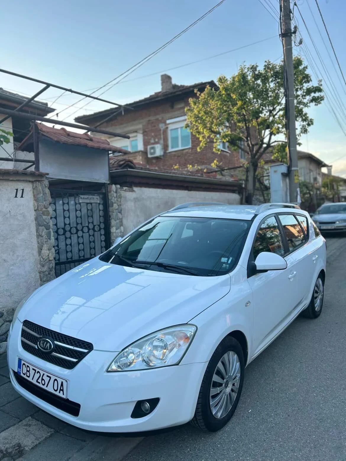 Kia Ceed, снимка 2 - Автомобили и джипове - 54339749