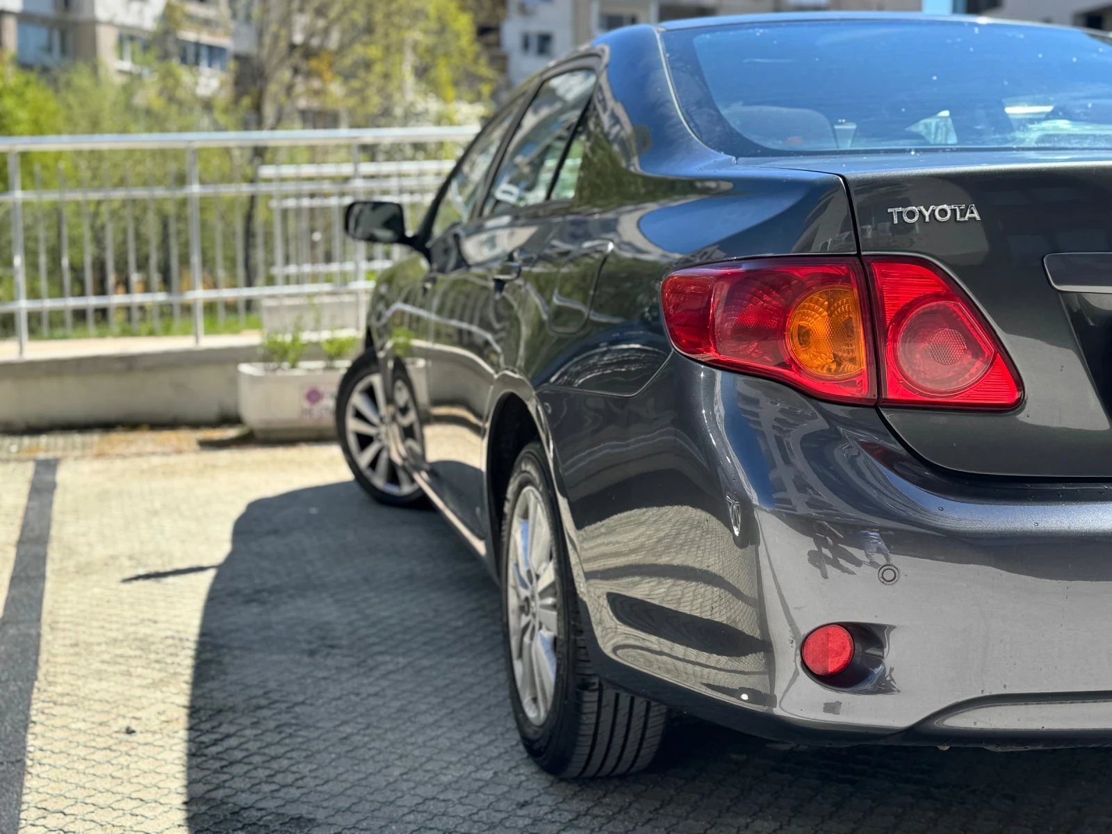 Toyota Corolla 2.0 D-4D, снимка 3 - Автомобили и джипове - 54384577