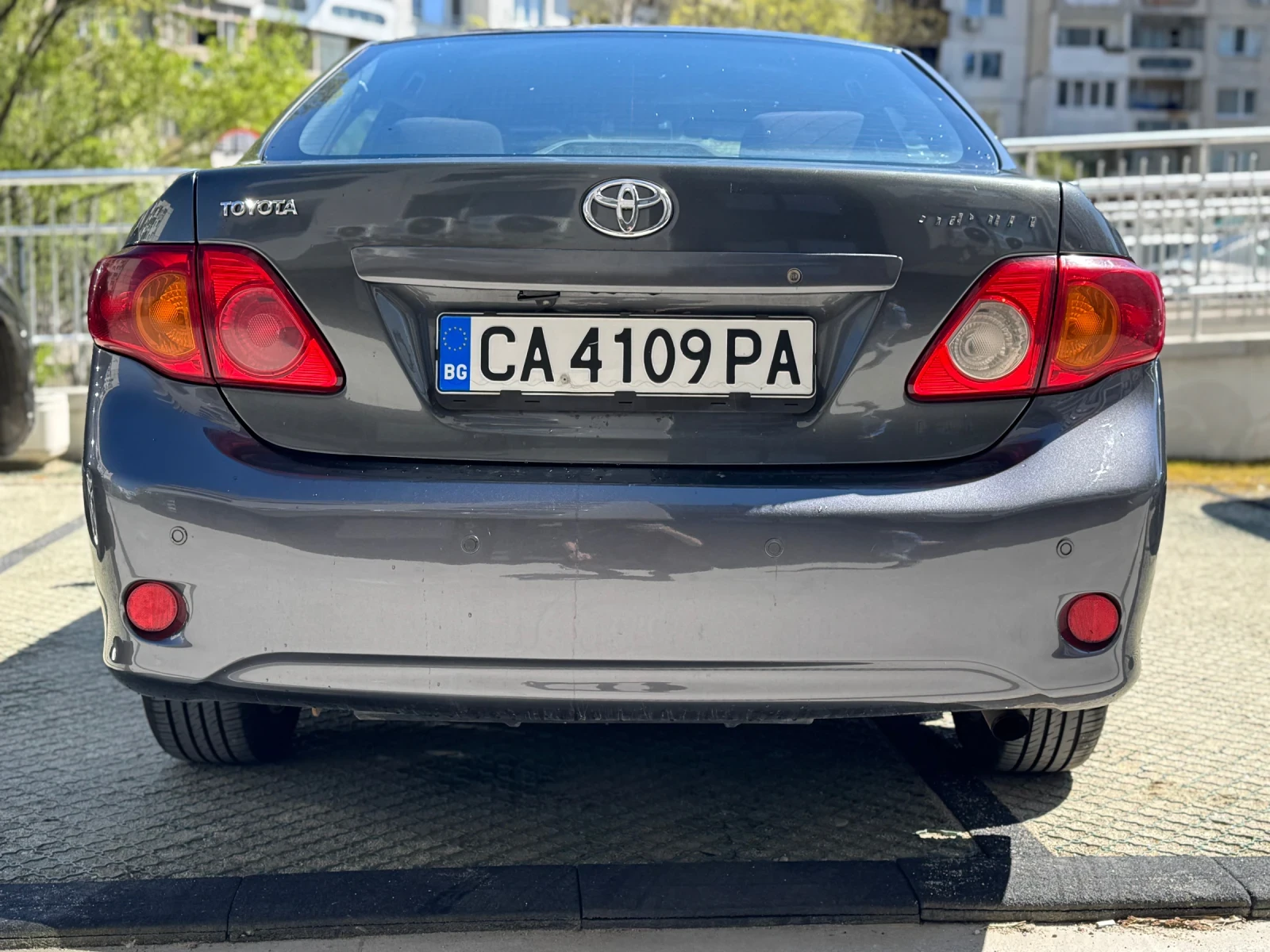 Toyota Corolla 2.0 D-4D, снимка 4 - Автомобили и джипове - 54384577