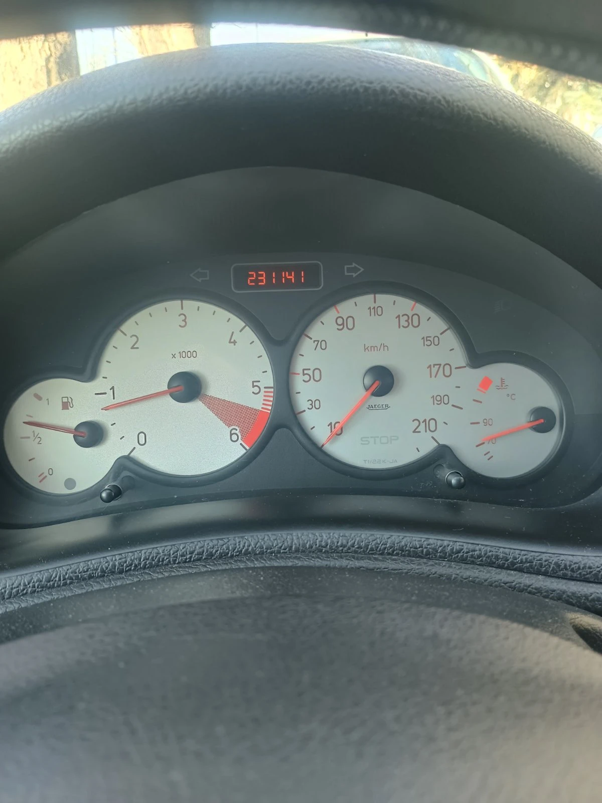 Peugeot 206 HDI, снимка 7 - Автомобили и джипове - 54387431