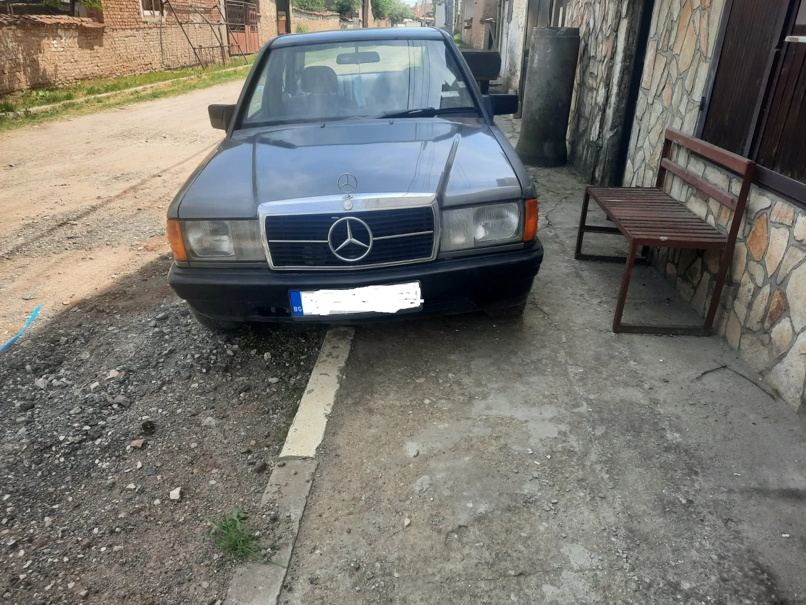 Mercedes-Benz 190 2, 5