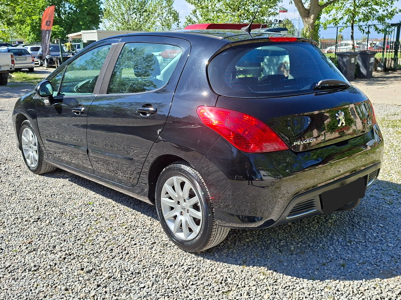 Peugeot 308 1.6i ПАНОРАМА/CAR PLAY/JBL, снимка 7 - Автомобили и джипове - 54555941