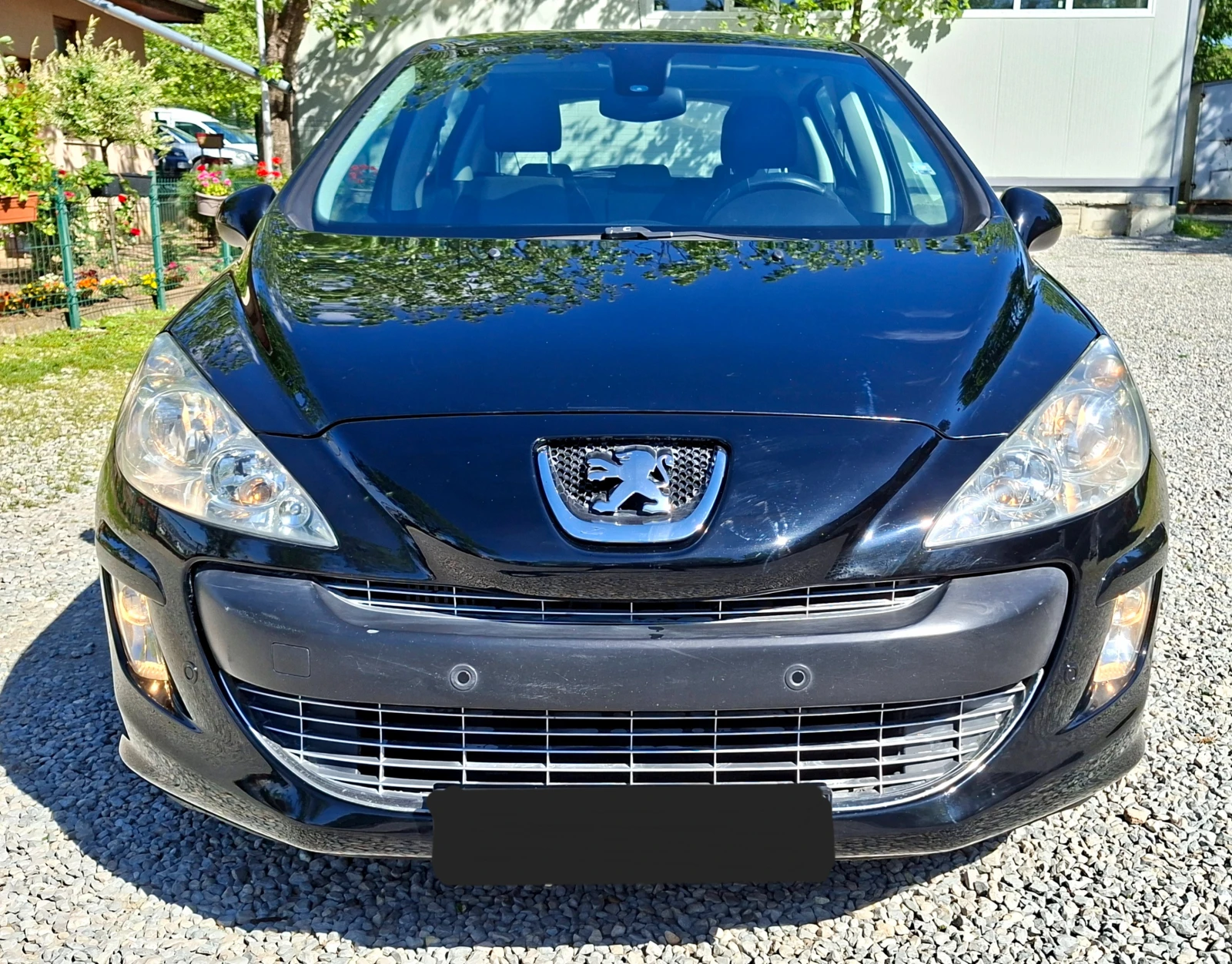 Peugeot 308 1.6i ПАНОРАМА/CAR PLAY/JBL, снимка 2 - Автомобили и джипове - 54555941
