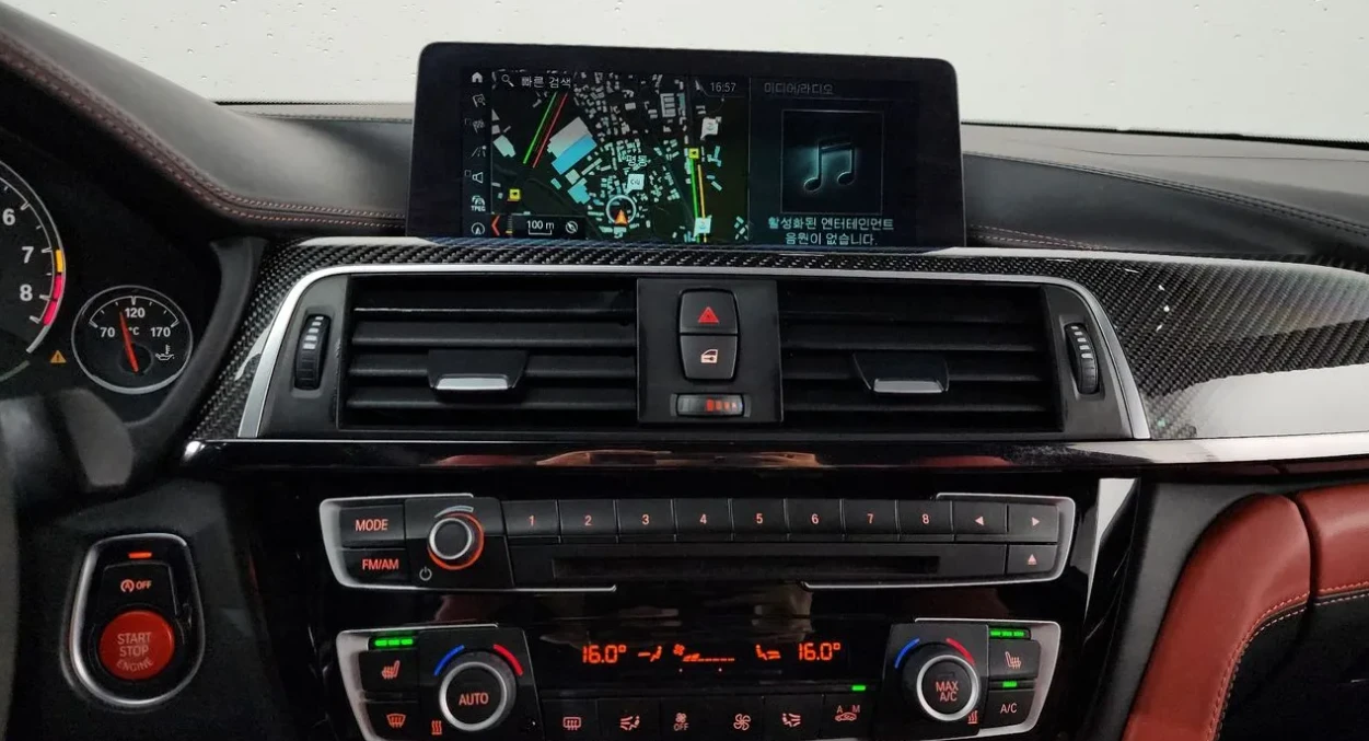 BMW M4 3.0 F82 Coupe Competition, снимка 12 - Автомобили и джипове - 54712310