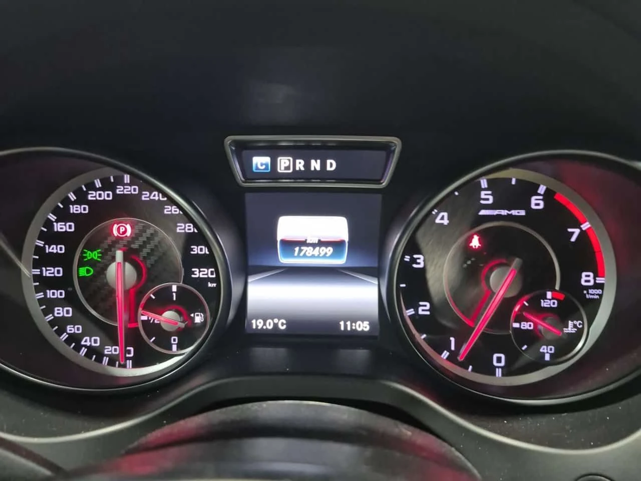 Mercedes-Benz CLA 45 AMG CARFAX/ПОДГРЕВ/ПАНОРАМА/ПАМЕТ/ФИНАНСИРАНЕ, снимка 10 - Автомобили и джипове - 54859124