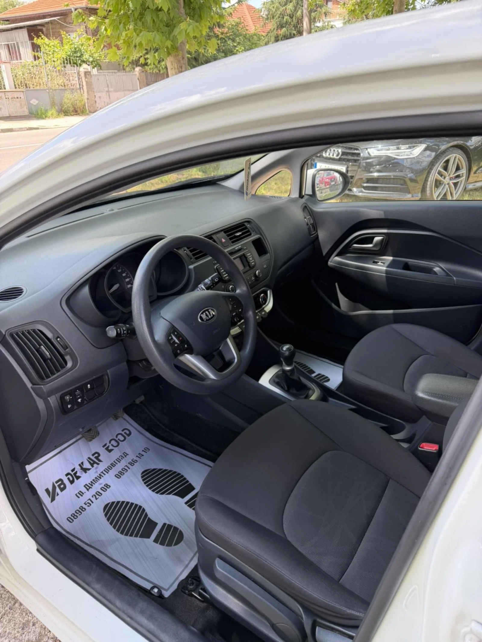 Kia Rio, снимка 10 - Автомобили и джипове - 55096992