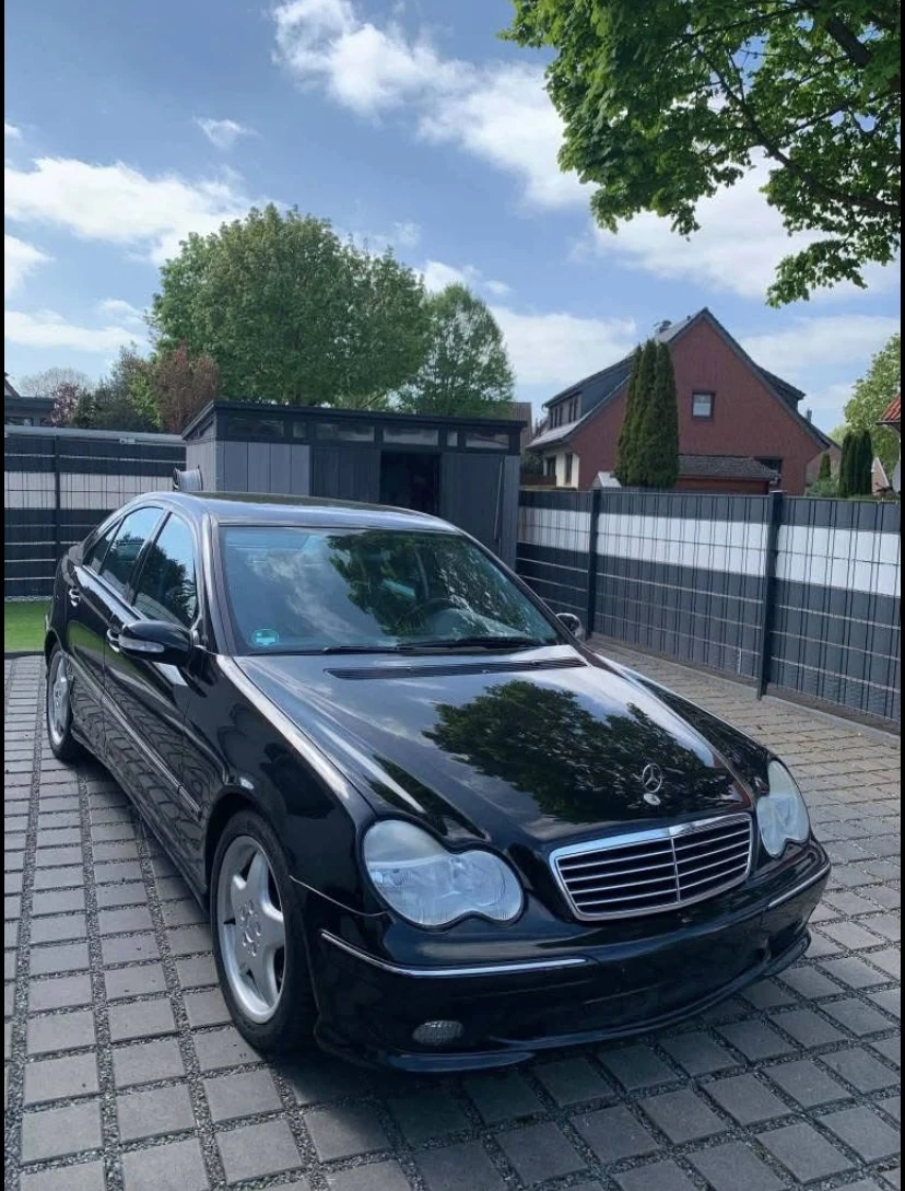 Mercedes-Benz C 180 AMG PACKET