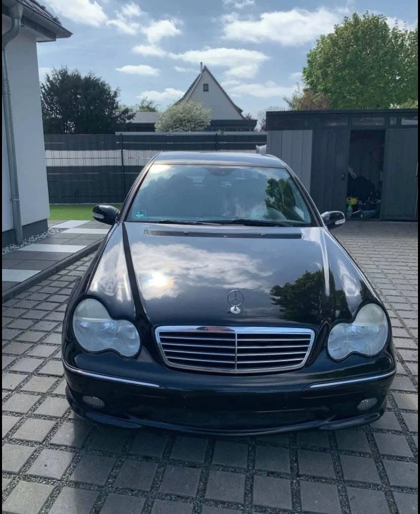 Mercedes-Benz C 180 AMG PACKET, снимка 2 - Автомобили и джипове - 55155977