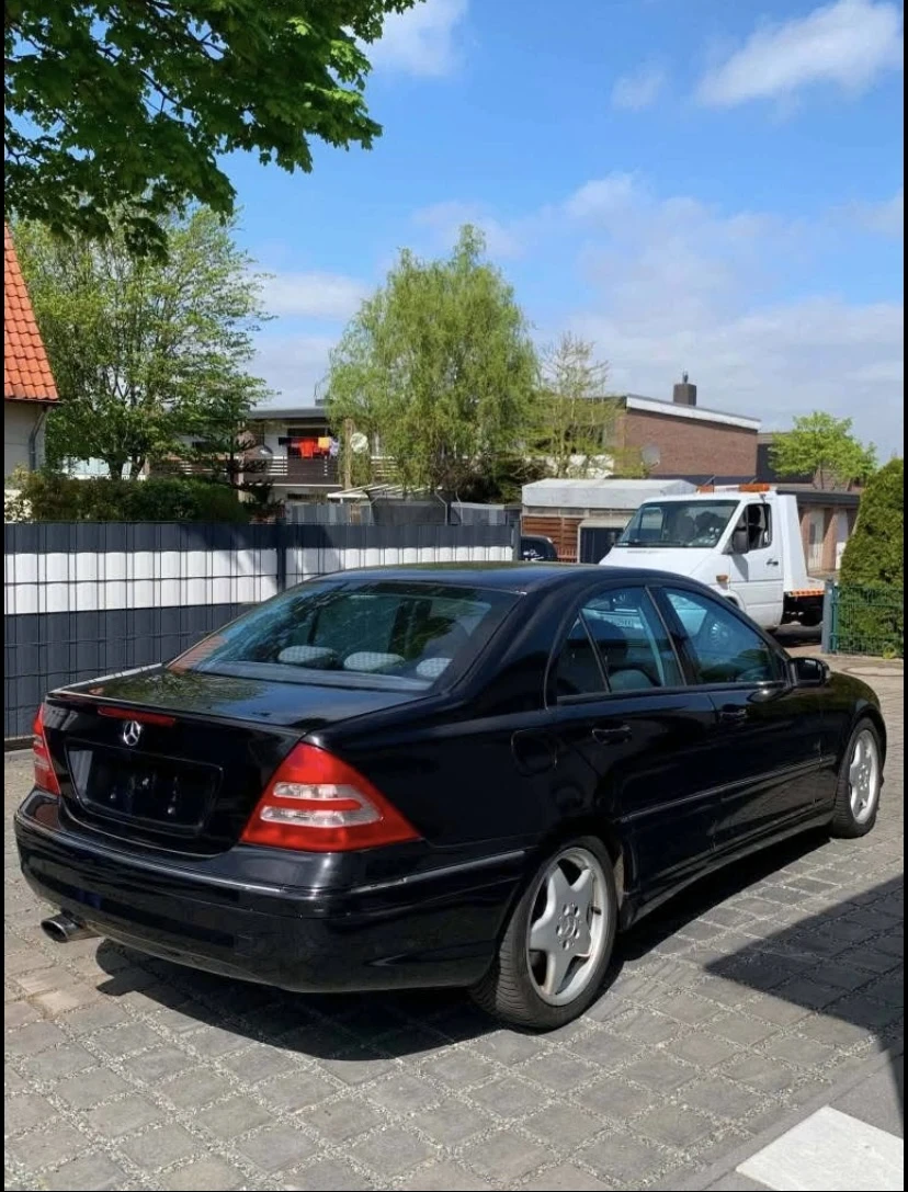 Mercedes-Benz C 180 AMG PACKET, снимка 5 - Автомобили и джипове - 55155977