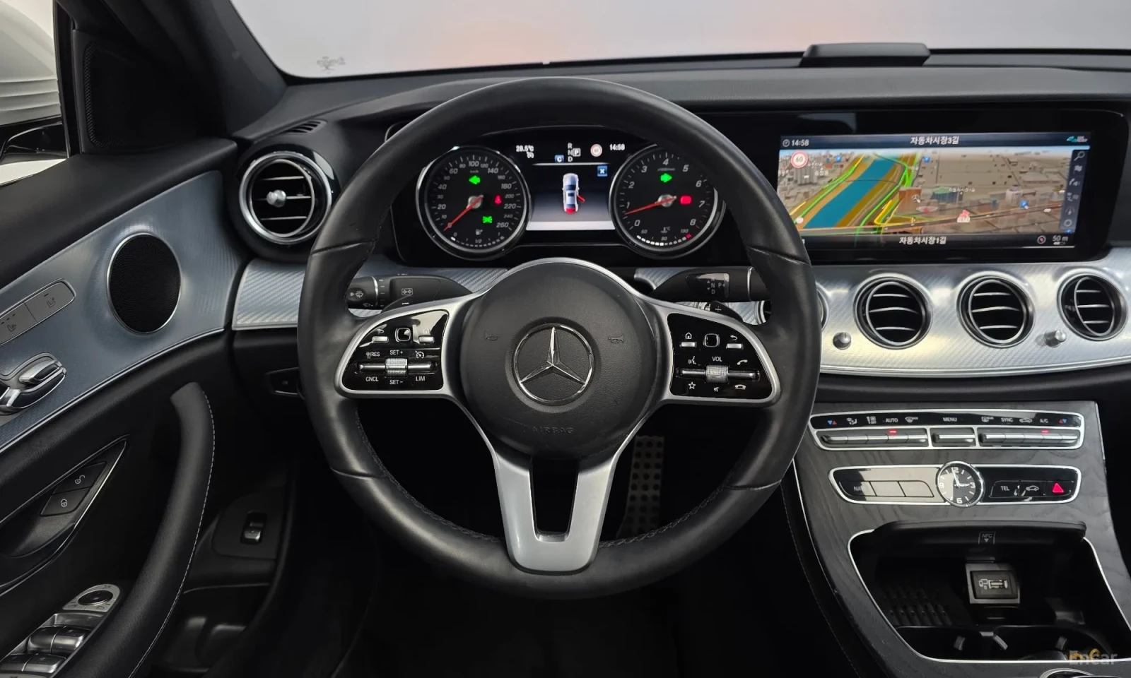 Mercedes-Benz E 250 UNIKAT* 2020* 22000KM!!!, снимка 13 - Автомобили и джипове - 55170404