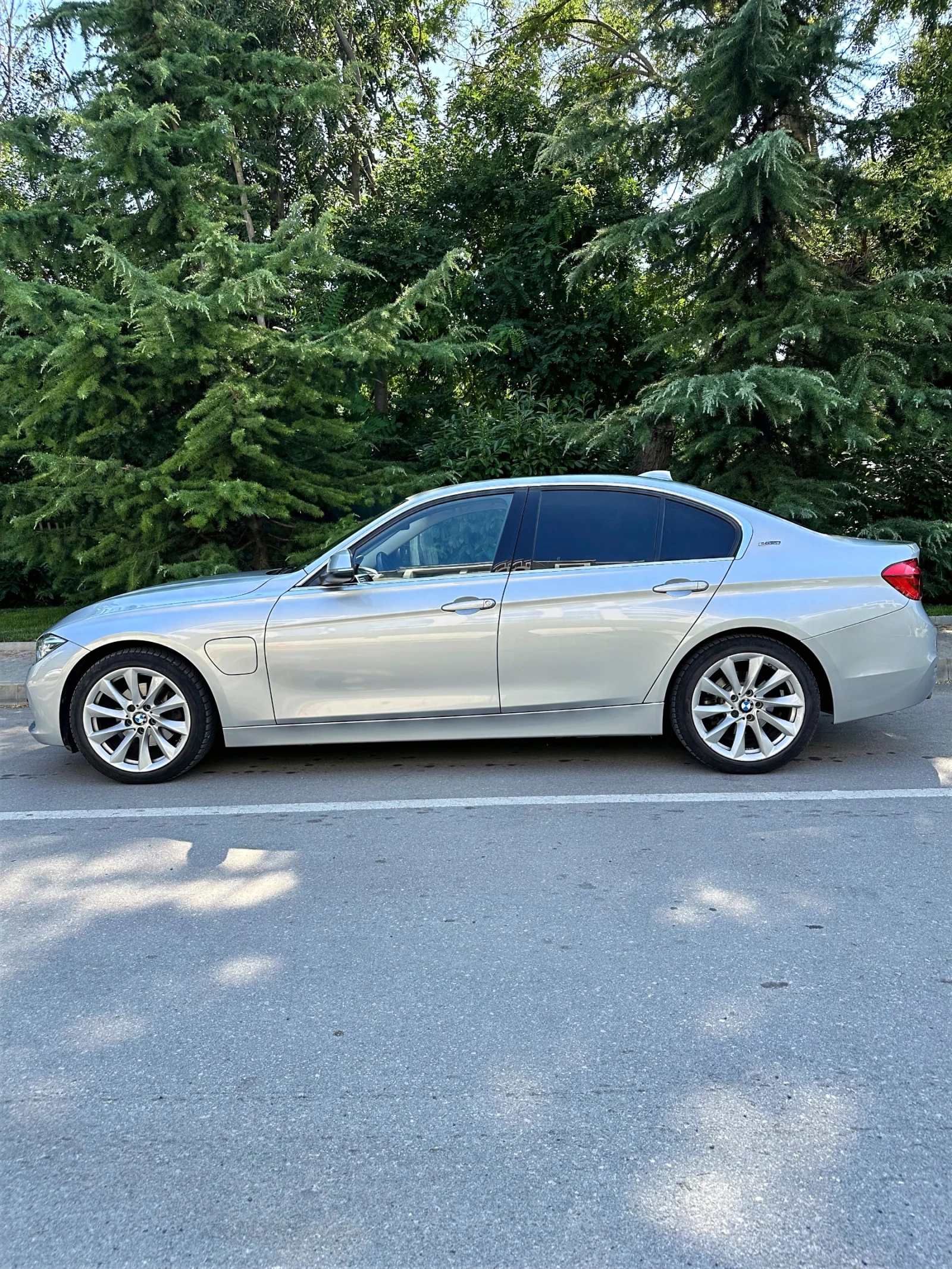 BMW 330, снимка 8 - Автомобили и джипове - 55564185