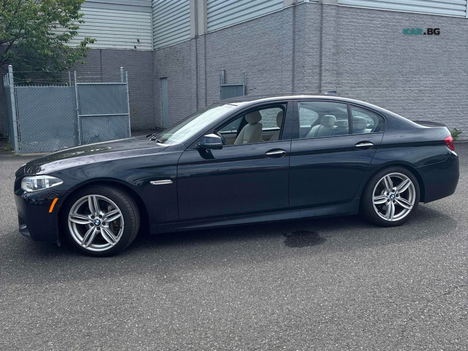 BMW 535 xDrive * M Pack * HUD * АвтоКредит * (ЦЕНА ДО БГ), снимка 3 - Автомобили и джипове - 55964378