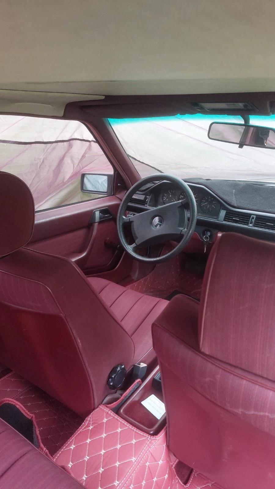 Mercedes-Benz 124 2.5, снимка 10 - Автомобили и джипове - 56071347