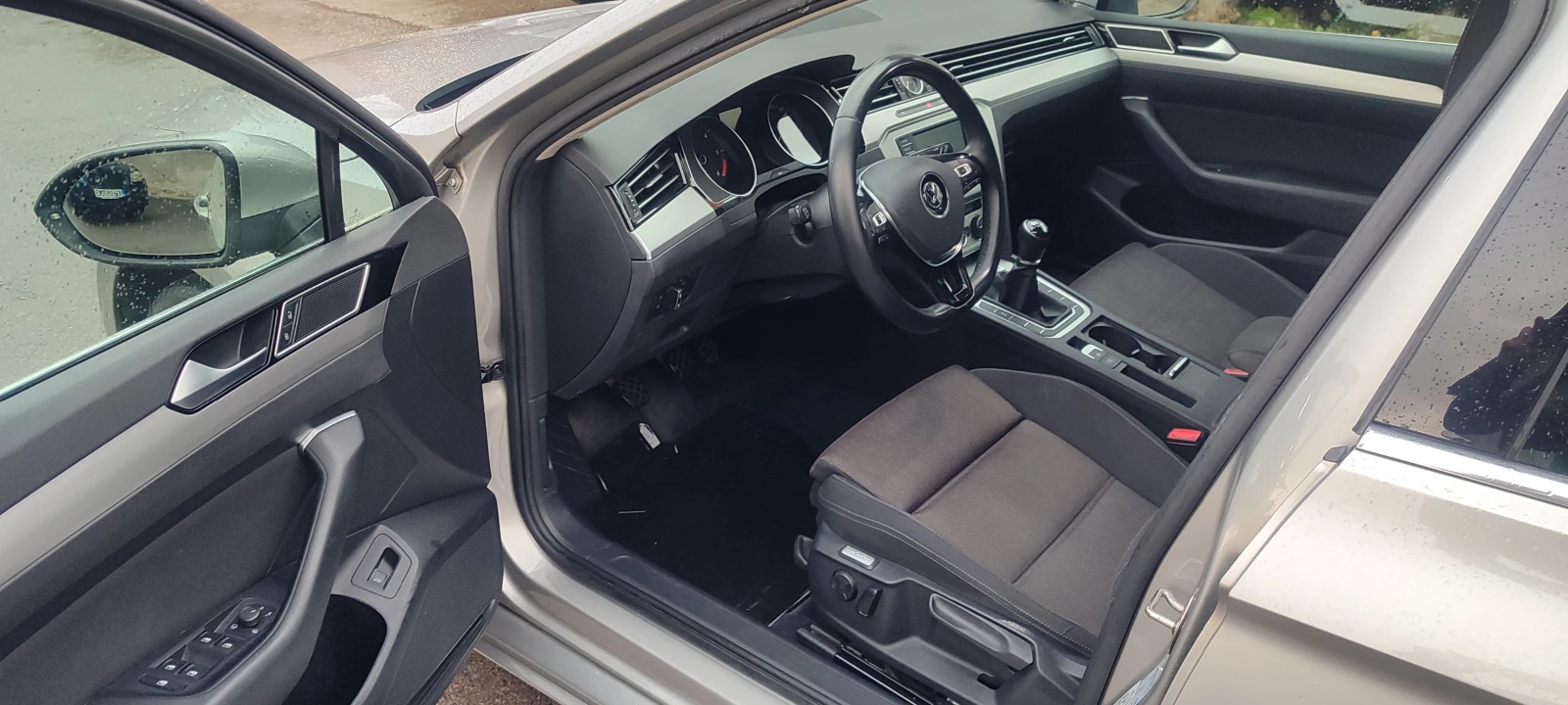 VW Passat, снимка 9 - Автомобили и джипове - 56136023