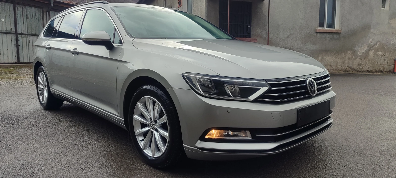 VW Passat, снимка 8 - Автомобили и джипове - 56136023
