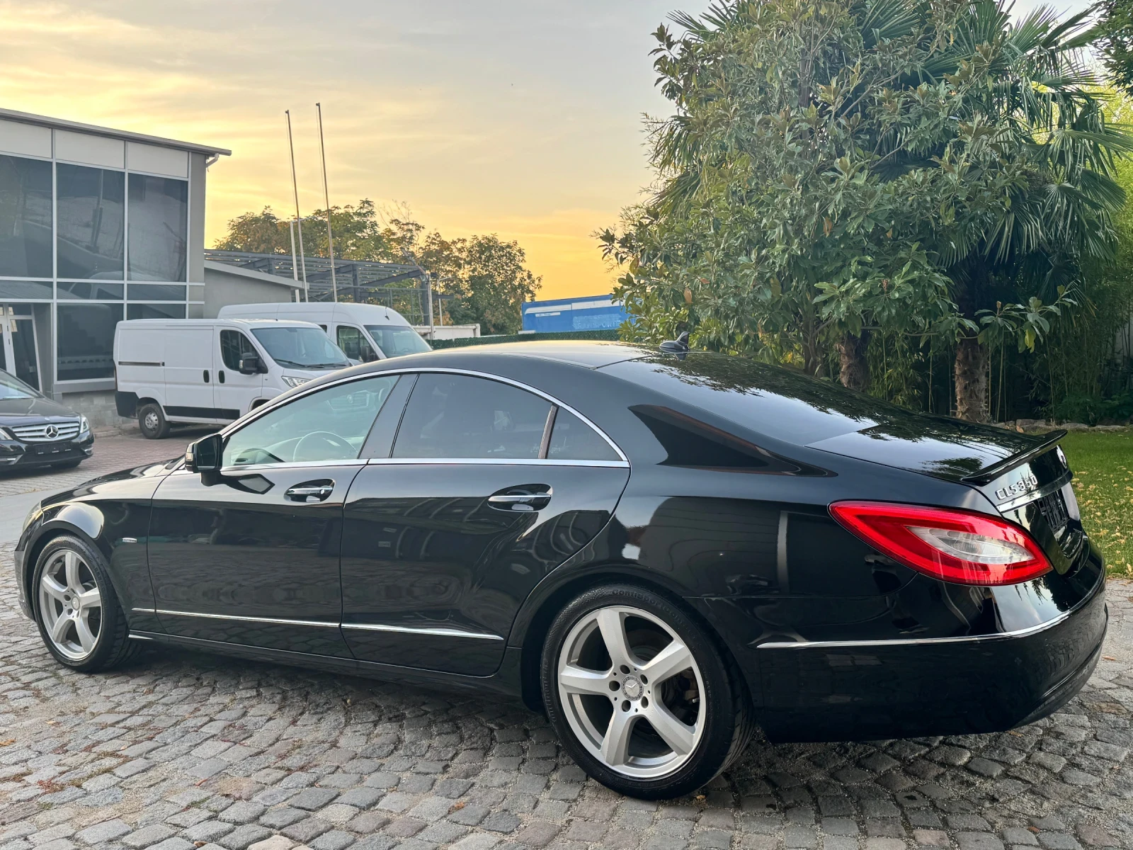 Mercedes-Benz CLS 350 3.5i ������ | Mobile.bg � ����������� 5